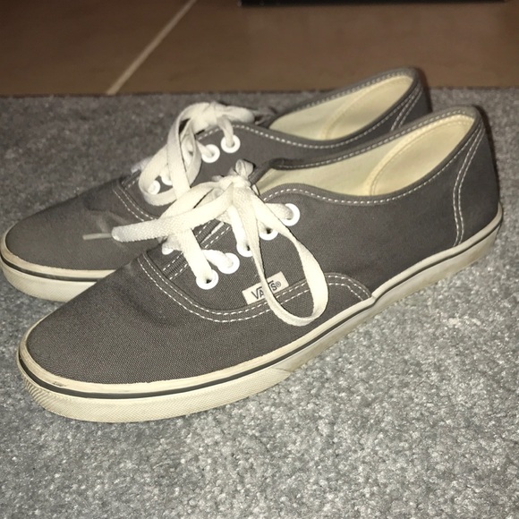 Vans - Picture 4 of 4